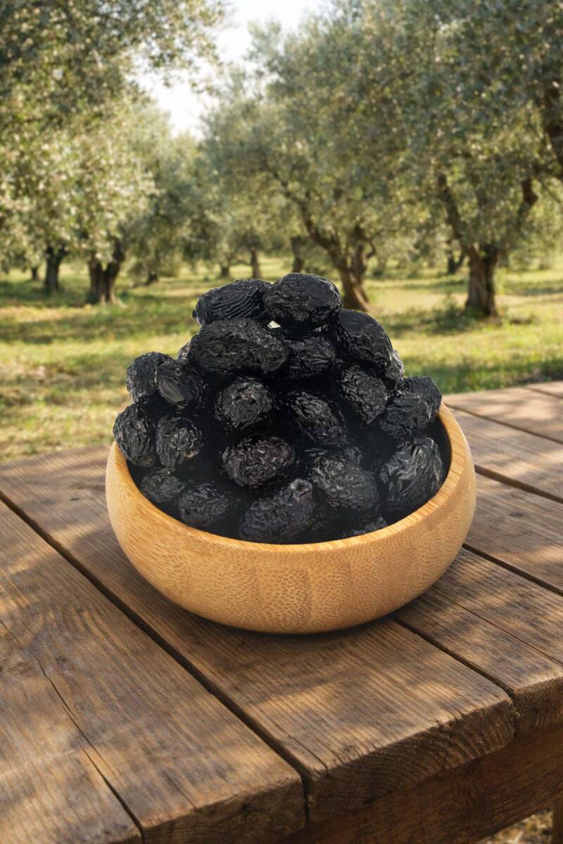 Çok Az Tuzlu Uslu Kuru Sele Siyah Zeytin (%2-3 Tuzlu) 9 KG - 2