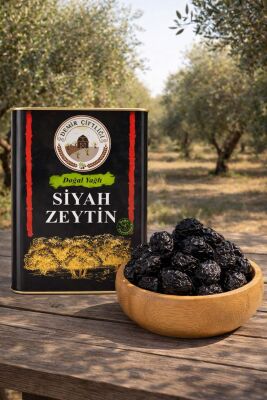 Çok Az Tuzlu Uslu Kuru Sele Siyah Zeytin (%2-3 Tuzlu) 9 KG