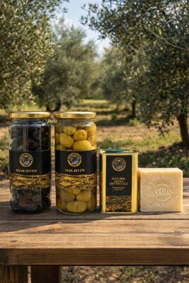 Özel Kutulu Hediyelik 4'lü Set (Zeytinyağ + Siyah Zeytin + Yeşil Zeytin + Sabun)